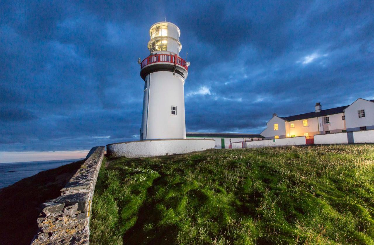 Galley Head Lightkeeper'S Houses Donoure Bagian luar foto
